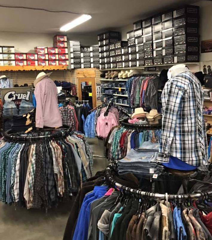 You’ll find a full line of your favorite western brands here at Laurel Farm and Western Supply. We’ve got you covered from head to toe! We carry Walls Workwear and have a full selection of insulated bib overalls and insulated jackets for men, women and kids.